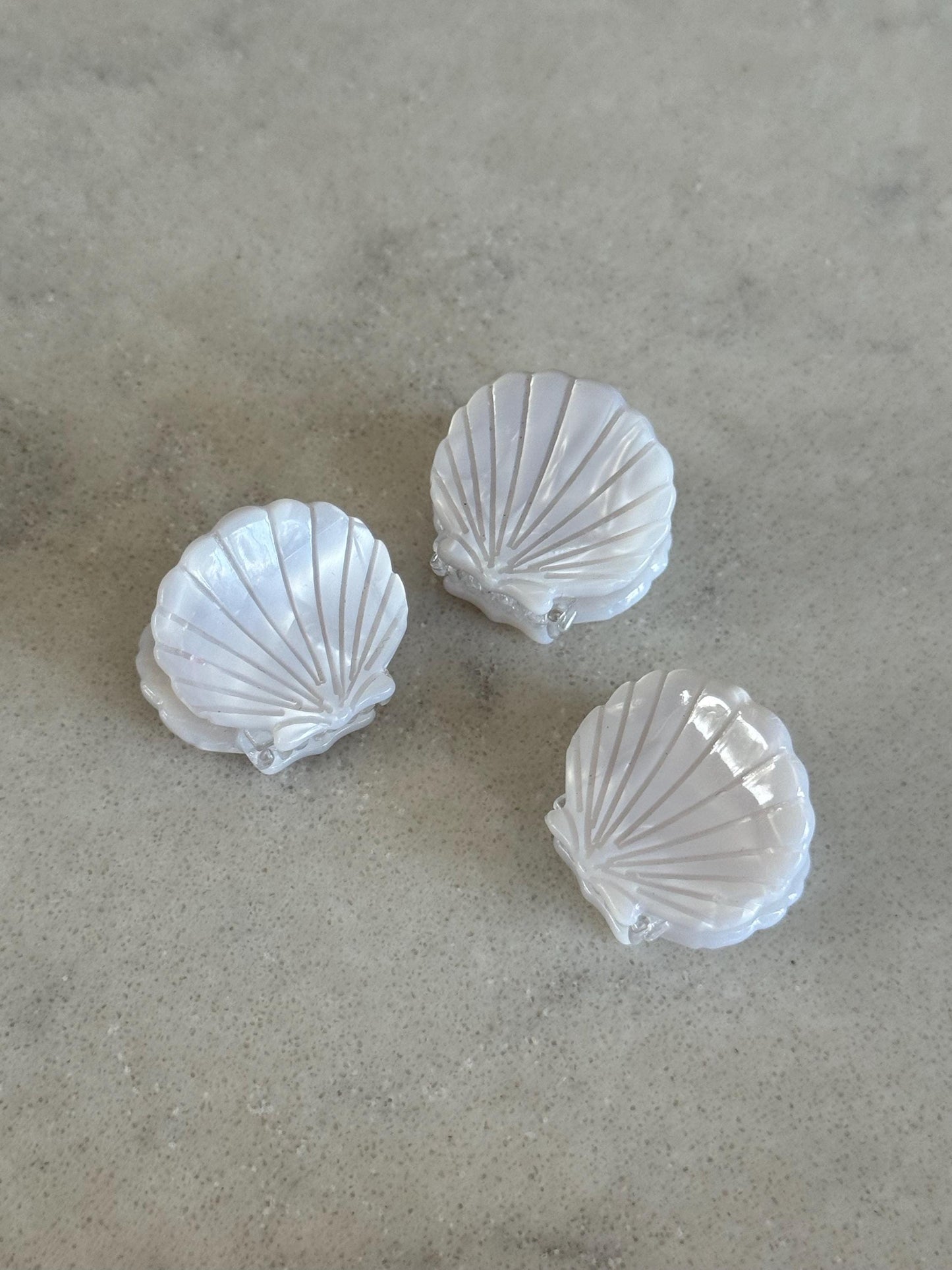 Mini Seashell Hair Clips