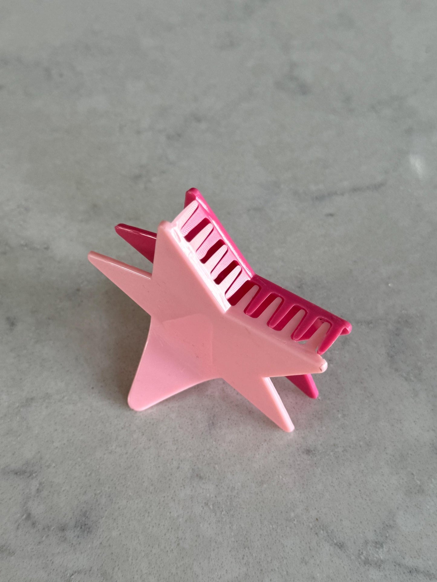 Pink Contrast Star Claw Hair Clip