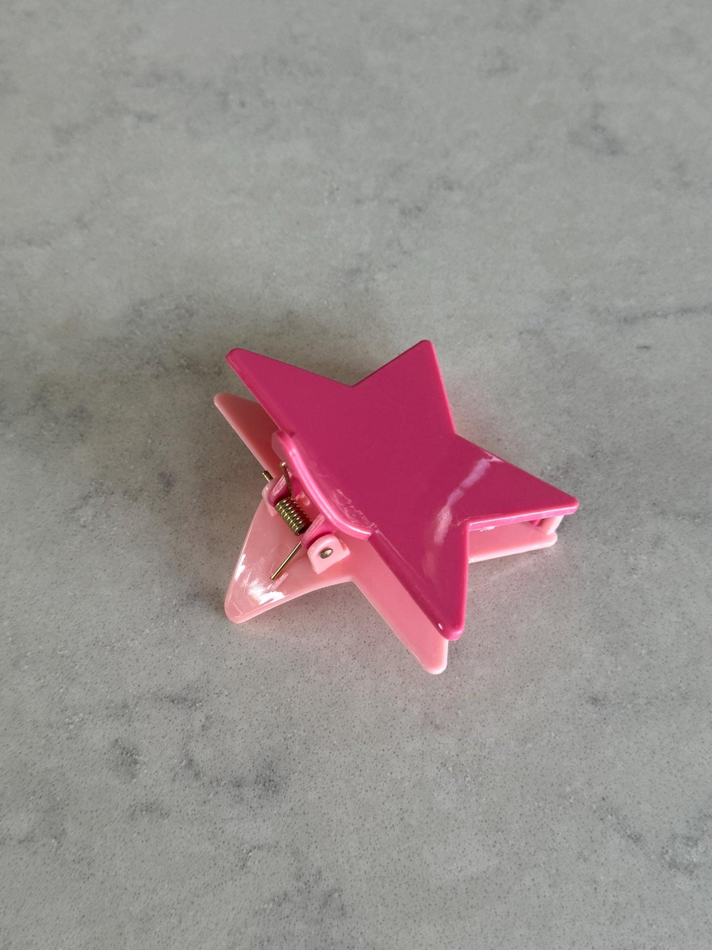 Pink Contrast Star Claw Hair Clip